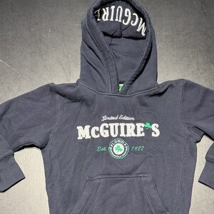 Girls Size Medium McGuires Irish Pub Destin Florida Navy Hoodie